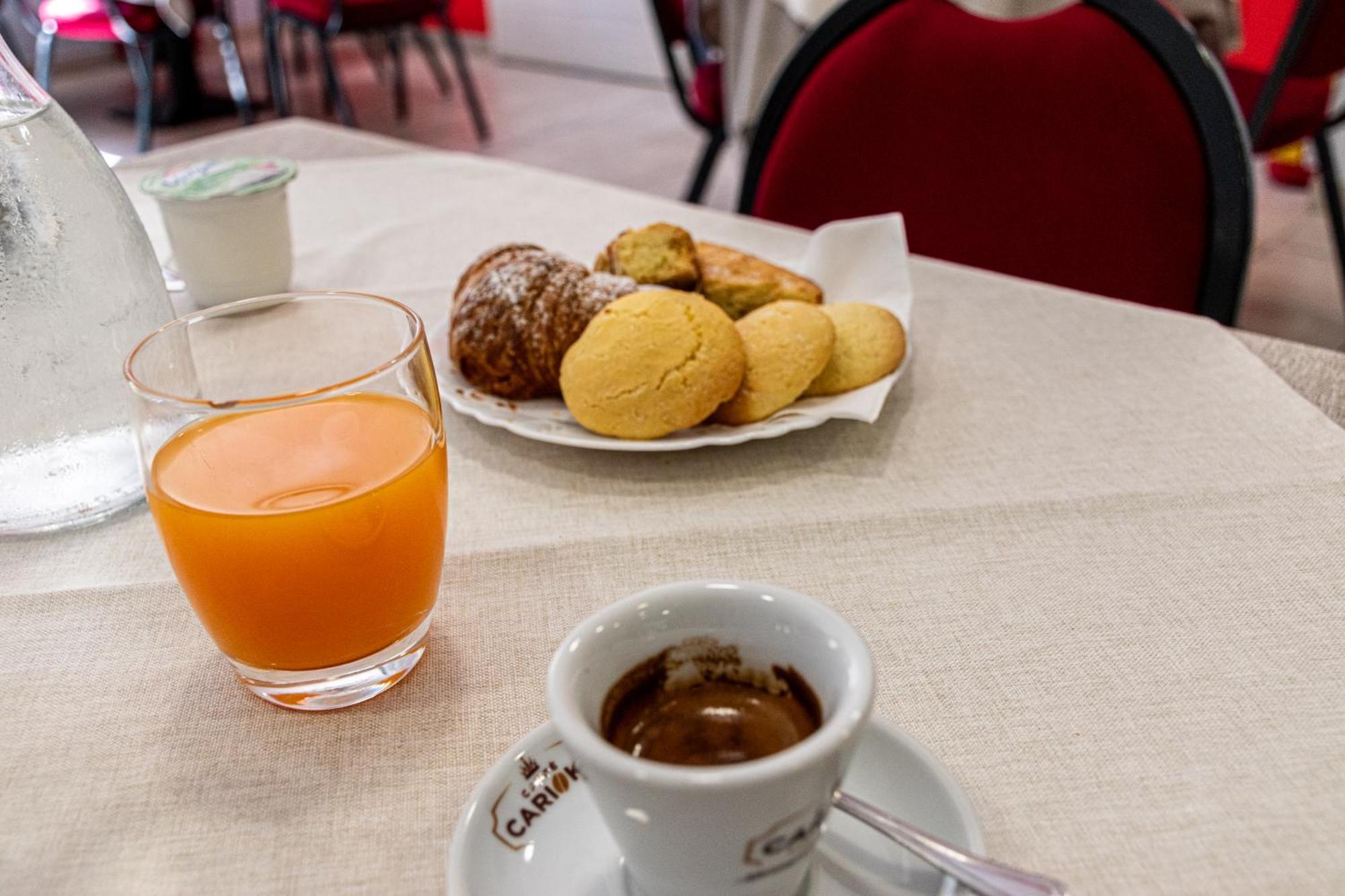 Hotel Ristorante La Mimosa Lamezia Terme Extérieur photo