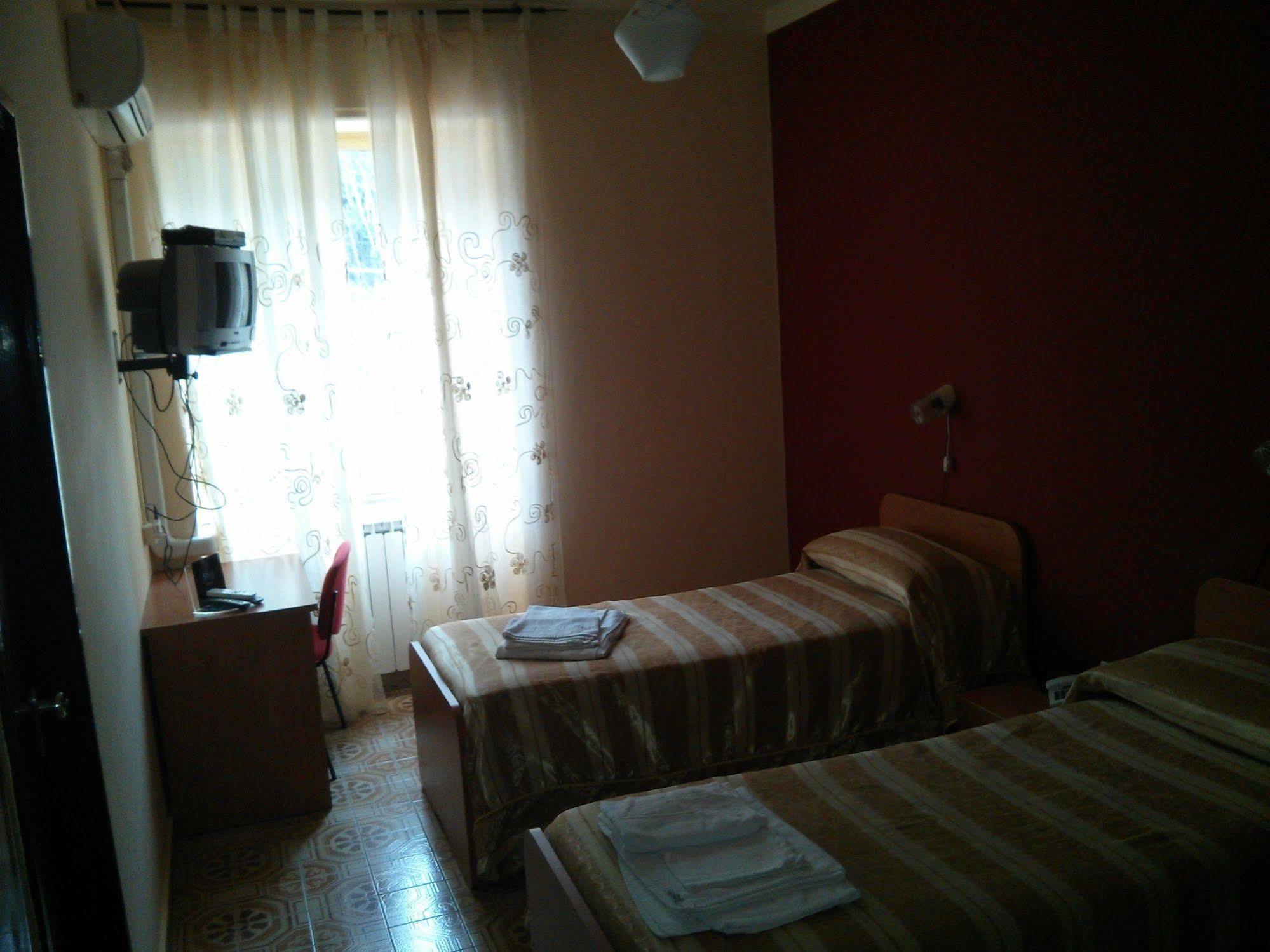 Hotel Ristorante La Mimosa Lamezia Terme Extérieur photo